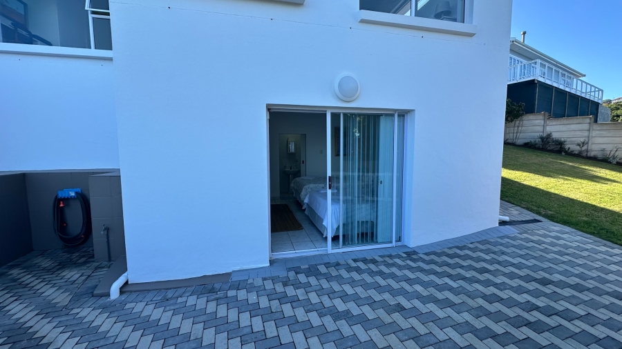 5 Bedroom Property for Sale in Dana Bay Western Cape